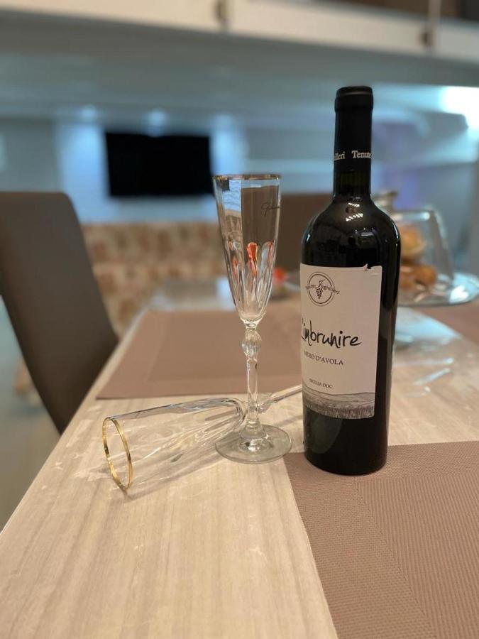 Casa Vacanza Toledo Partinico Eksteriør billede